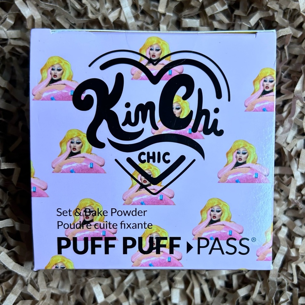 KIMCHI CHIC BEAUTY
Puff Puff Pass Set & Bake Powder in 03 Translucent - Picture 2 of 15